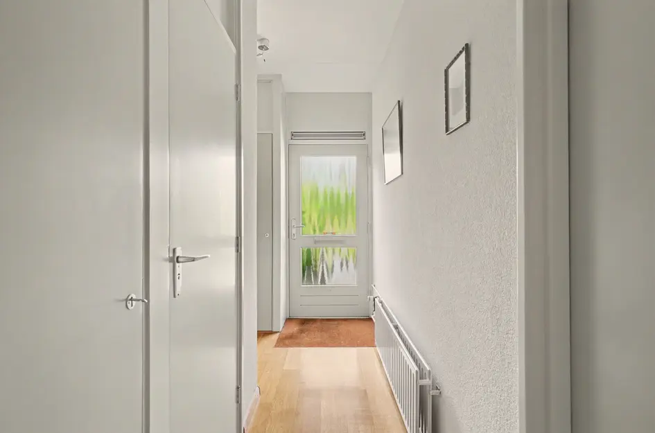 Domela Nieuwenhuisstraat 6