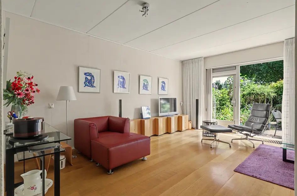 Domela Nieuwenhuisstraat 6