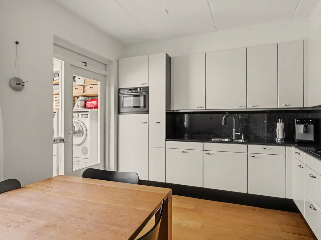 Domela Nieuwenhuisstraat 6, PAPENDRECHT