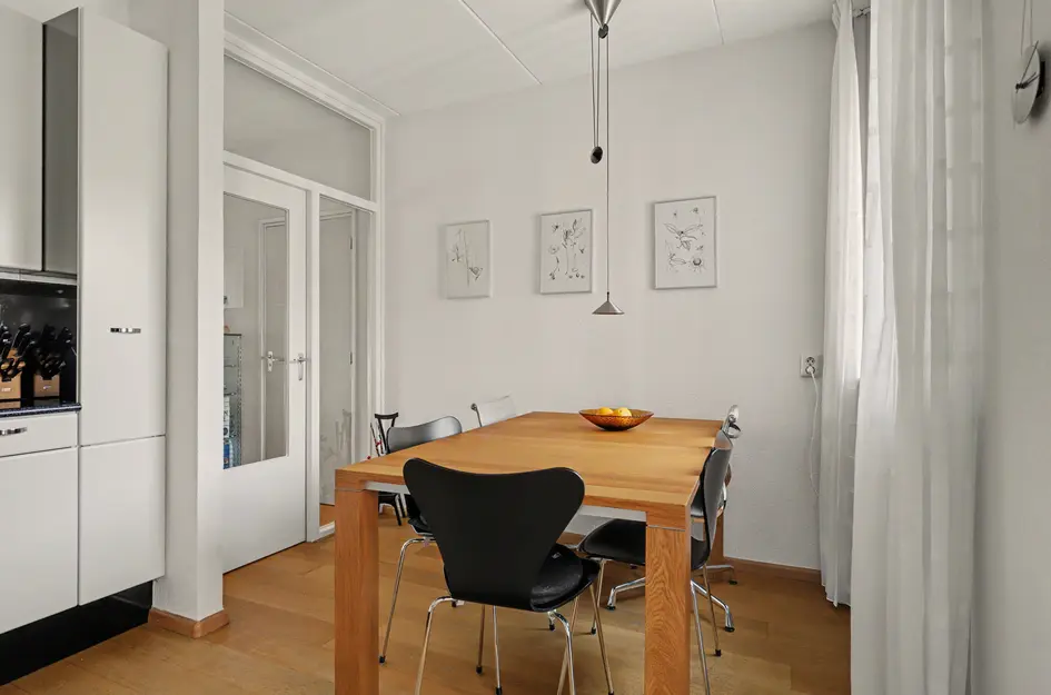 Domela Nieuwenhuisstraat 6