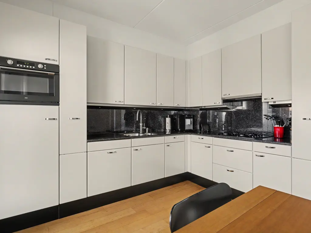 Domela Nieuwenhuisstraat 6, PAPENDRECHT