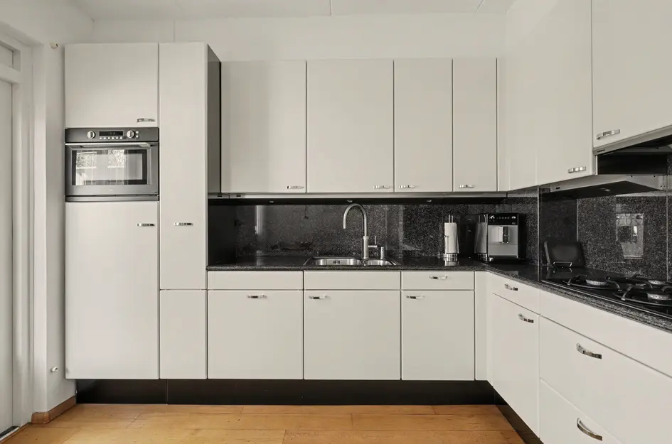 Domela Nieuwenhuisstraat 6