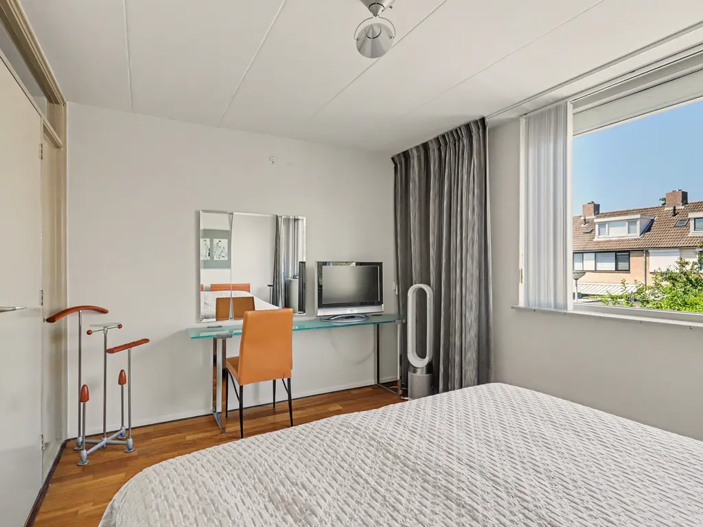 Domela Nieuwenhuisstraat 6, PAPENDRECHT