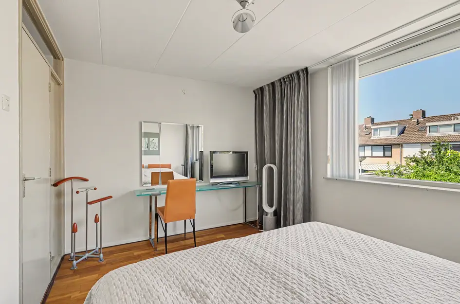 Domela Nieuwenhuisstraat 6