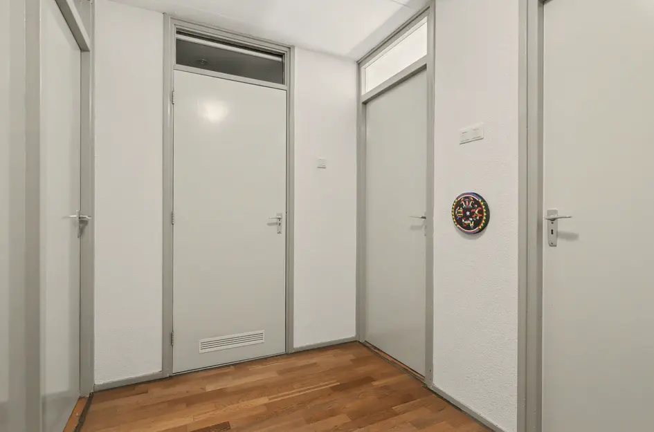 Domela Nieuwenhuisstraat 6