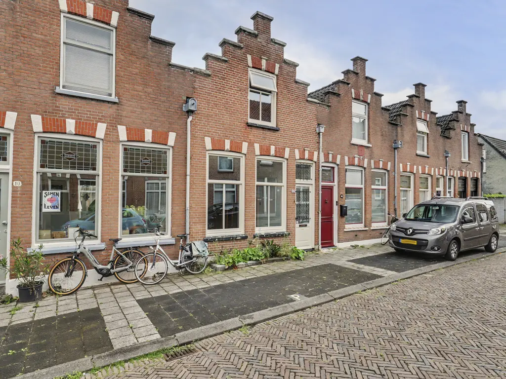 Eerste Reedwarsstraat 12, DORDRECHT