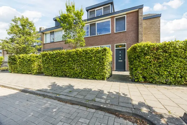 Douwes Dekkerlaan 21