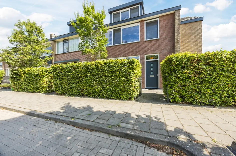 Douwes Dekkerlaan 21