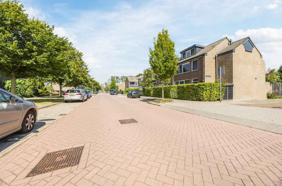 Douwes Dekkerlaan 21