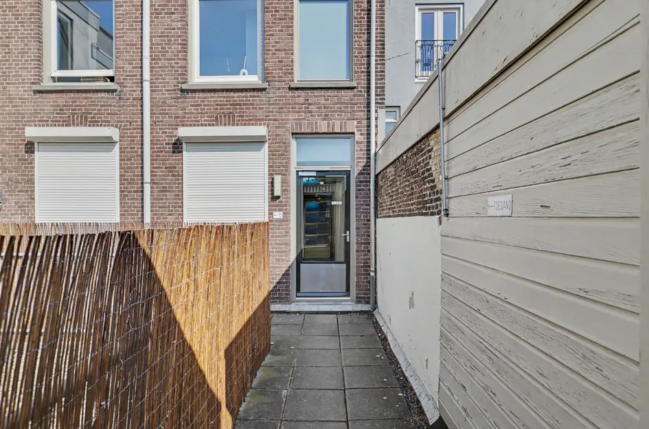 Steenstraat 18