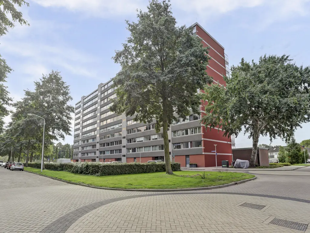 P.J. Oudstraat 74, PAPENDRECHT