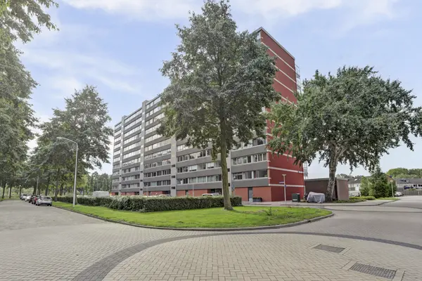 P.J. Oudstraat 74