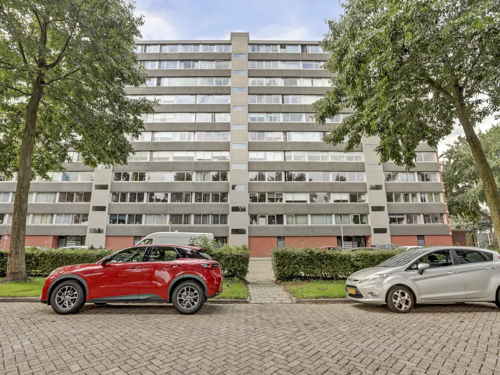 P.J. Oudstraat 74, PAPENDRECHT