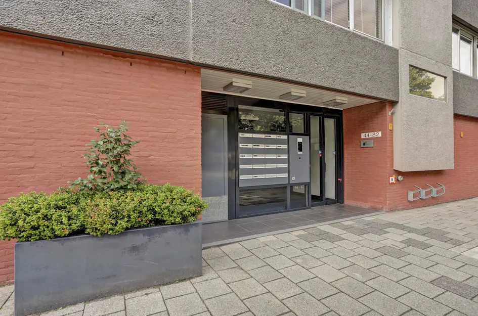 P.J. Oudstraat 74