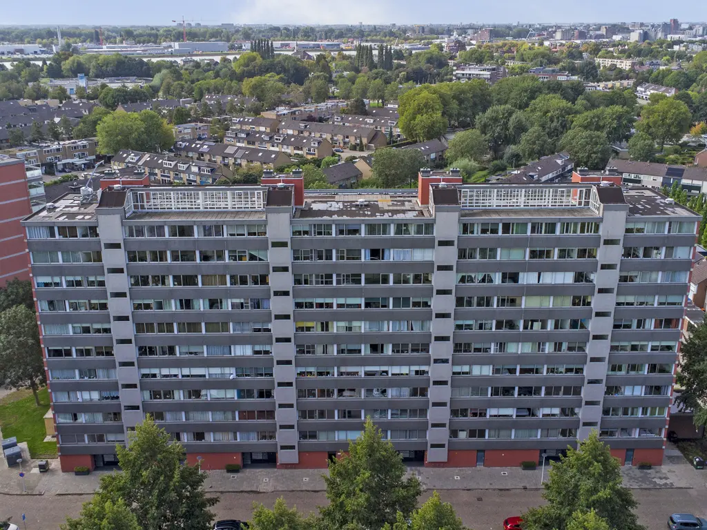 P.J. Oudstraat 74, PAPENDRECHT
