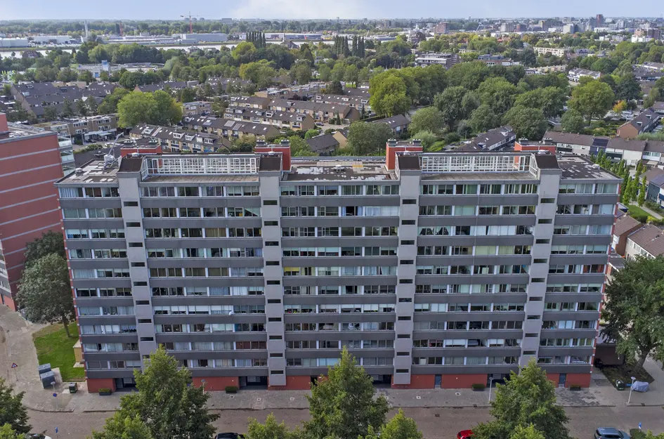 P.J. Oudstraat 74