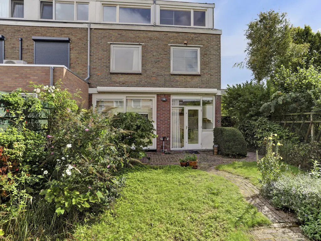 Pieter de Hooghstraat 22, PAPENDRECHT