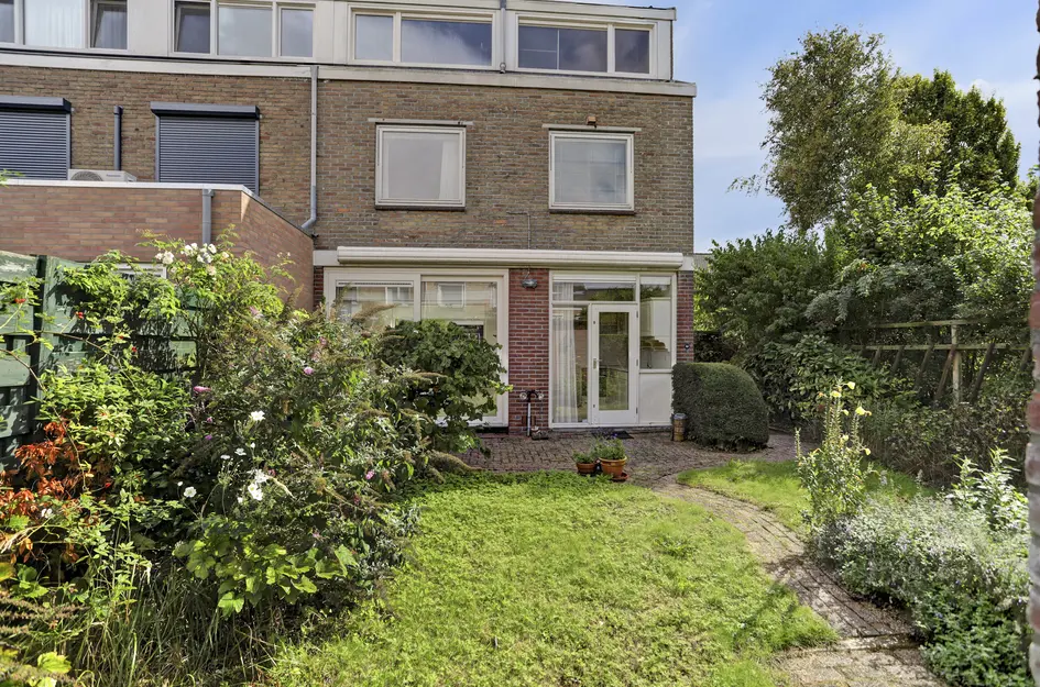 Pieter de Hooghstraat 22