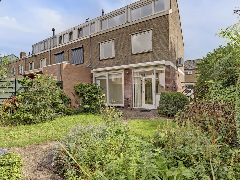 Pieter de Hooghstraat 22, PAPENDRECHT