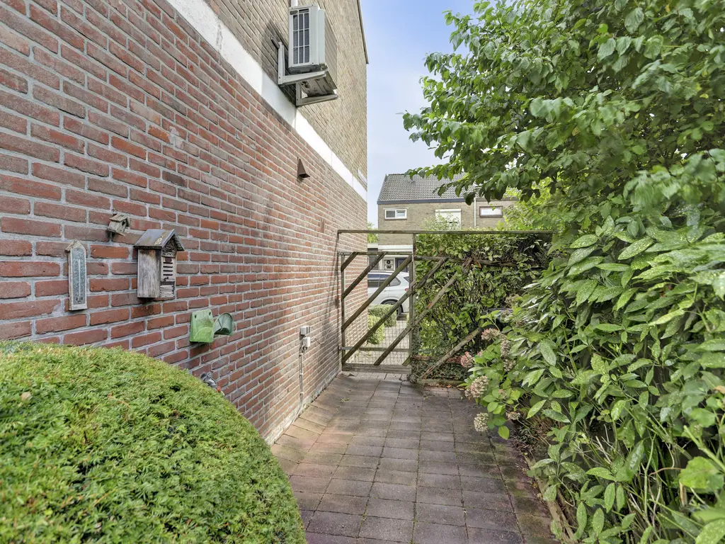 Pieter de Hooghstraat 22, PAPENDRECHT