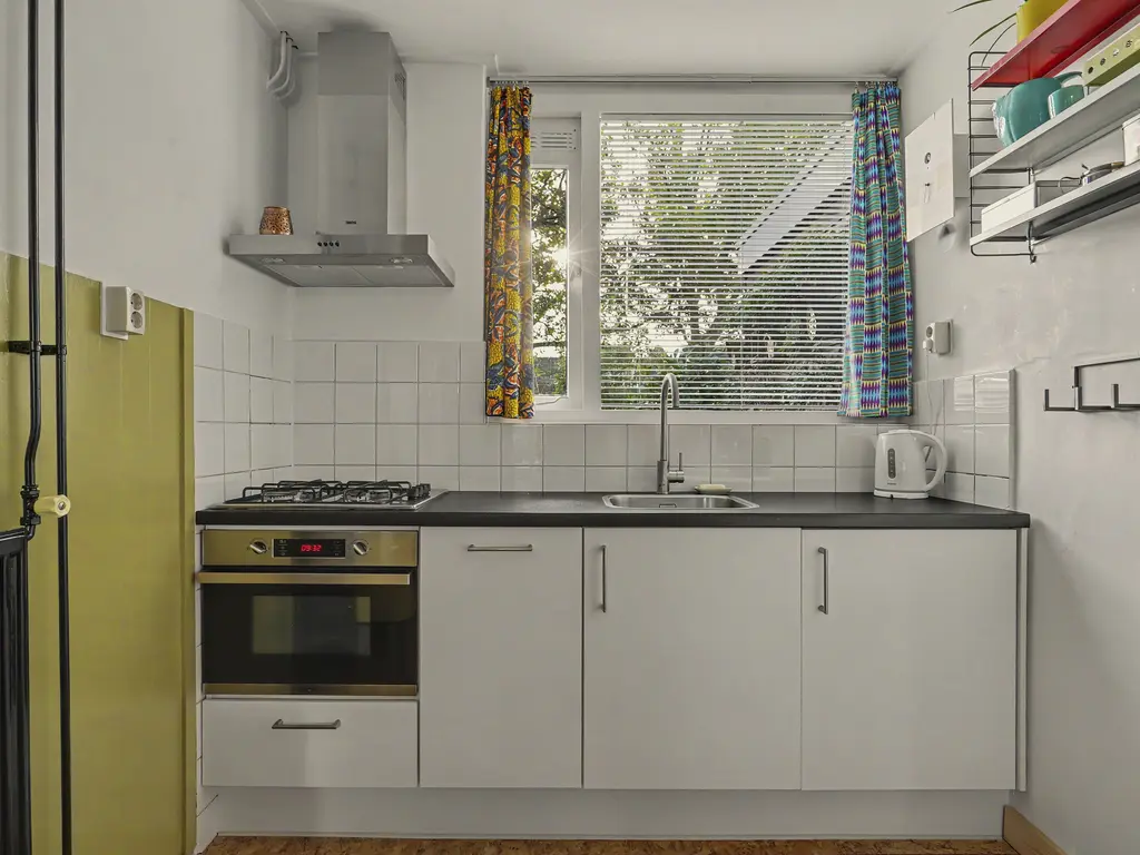 De Schutse 15, HENDRIK-IDO-AMBACHT