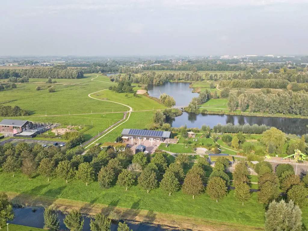 De Schutse 15, HENDRIK-IDO-AMBACHT