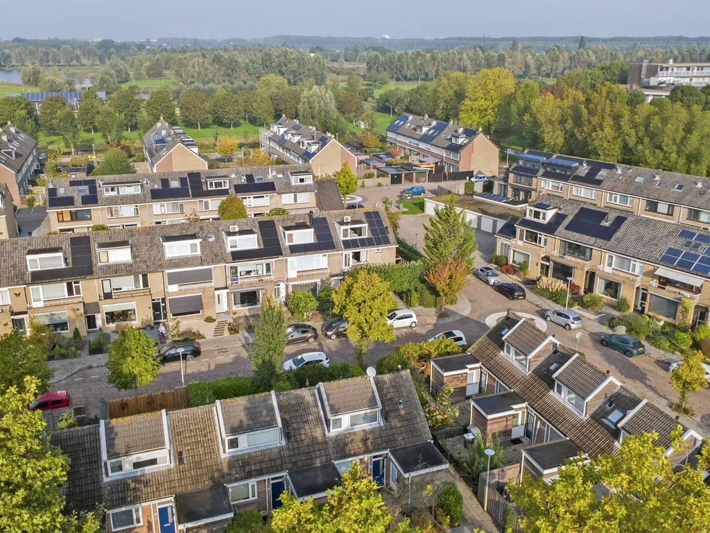De Schutse 15, HENDRIK-IDO-AMBACHT