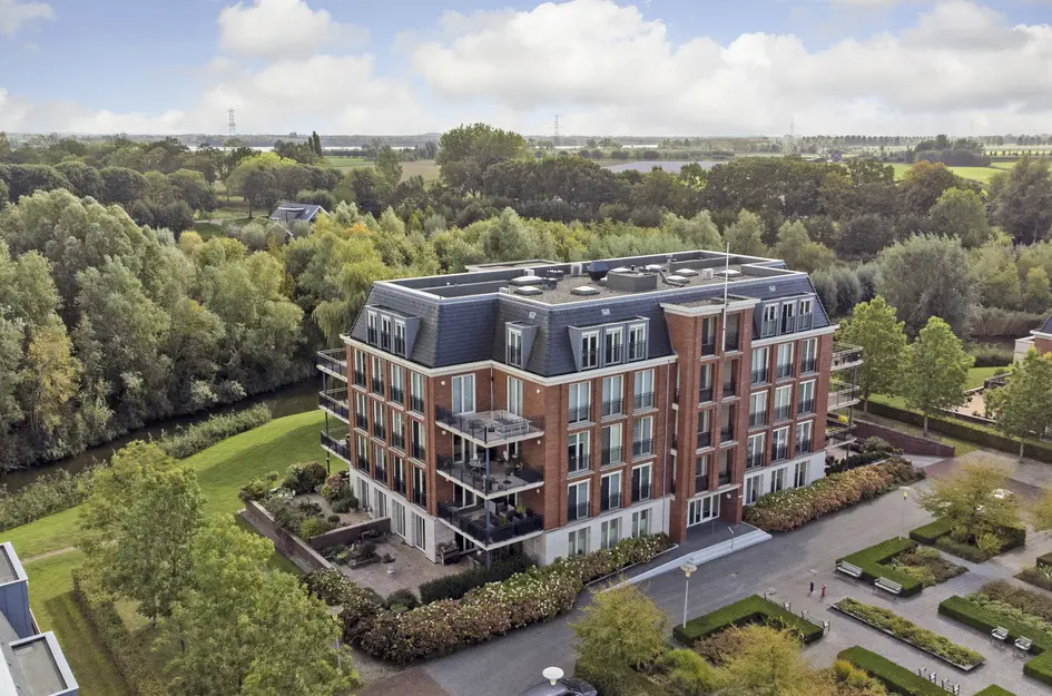 Hovenlaan 77