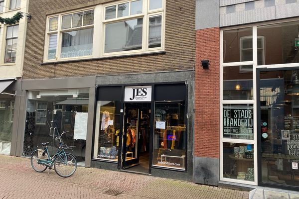 Vriesestraat 77, DORDRECHT