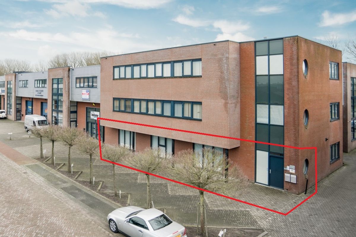 Ambachtsstraat 1D, HARDINXVELD-GIESSENDAM