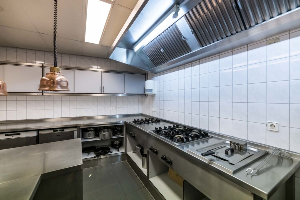 Damstraat 2, HARDINXVELD-GIESSENDAM