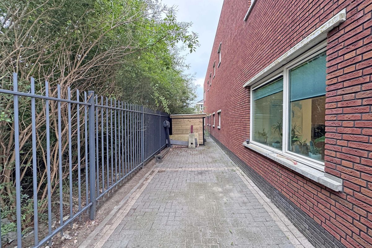 Augustapolder 8, BARENDRECHT