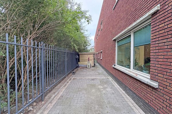 Augustapolder 8, BARENDRECHT