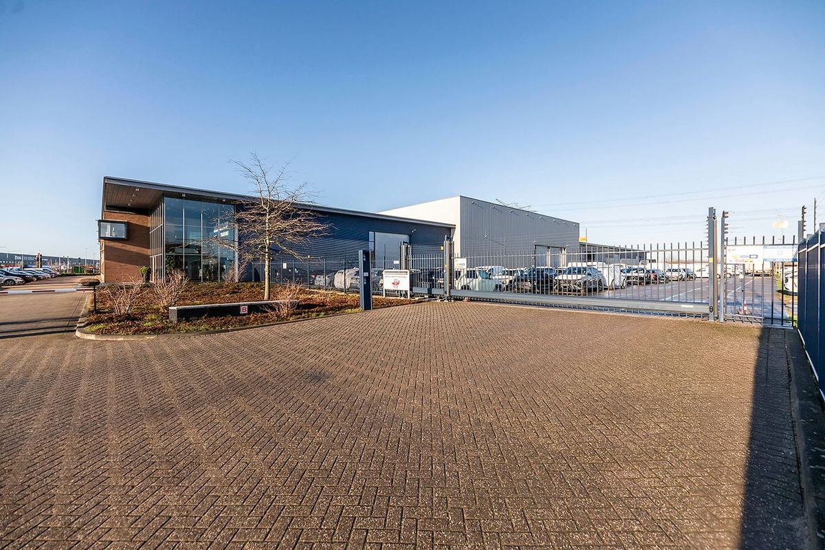 Heliotroopring 300, DORDRECHT