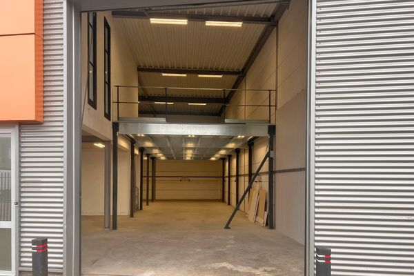 Zirkoon 236, DORDRECHT