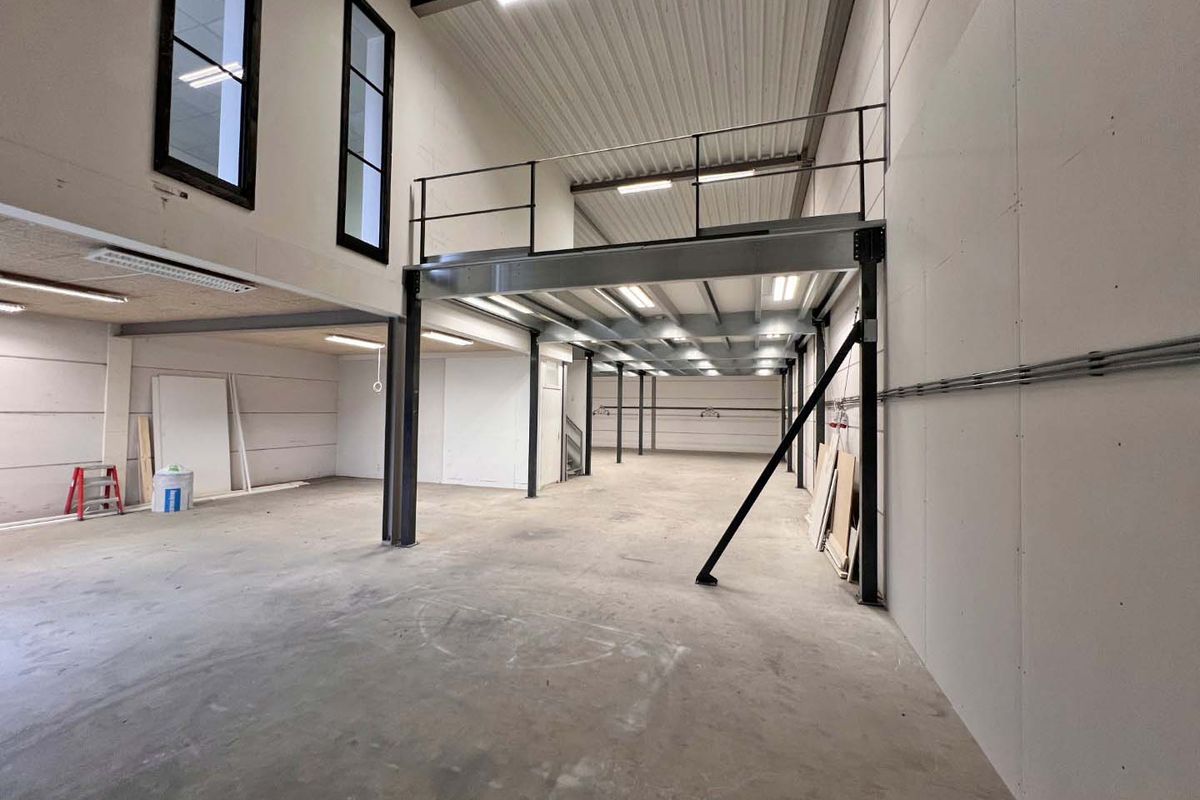 Zirkoon 236, DORDRECHT