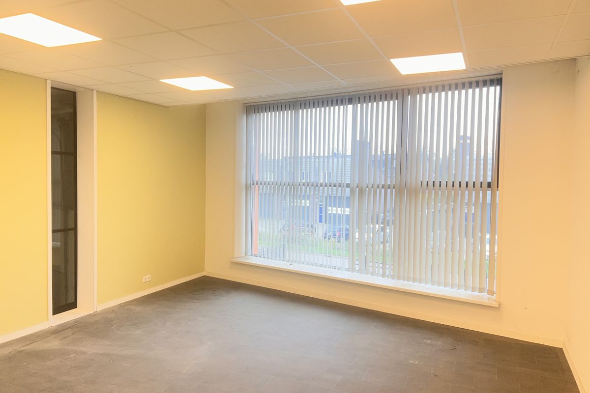 Zirkoon 236, DORDRECHT