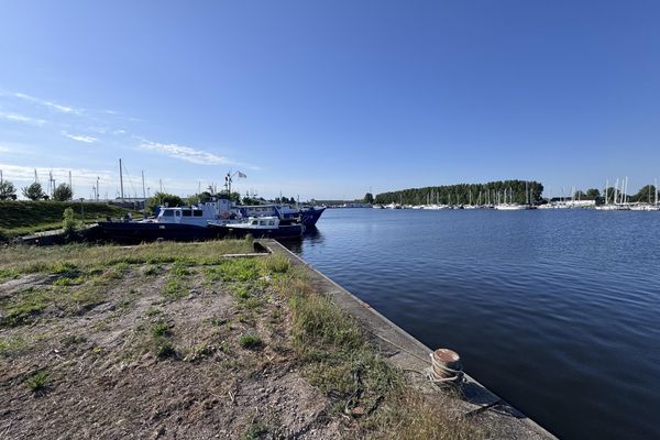 Markweg Zuid 3, HEIJNINGEN