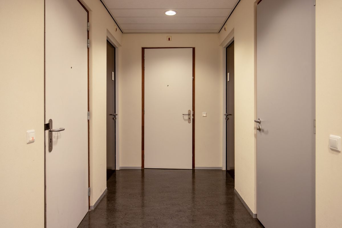 Burgemeester de Bruïnelaan 73, ZWIJNDRECHT