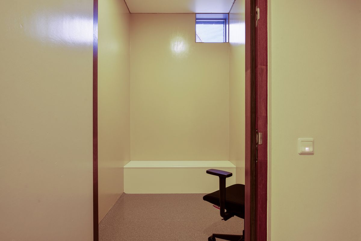 Burgemeester de Bruïnelaan 73, ZWIJNDRECHT