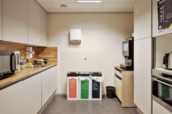 Burgemeester de Bruïnelaan 73, ZWIJNDRECHT