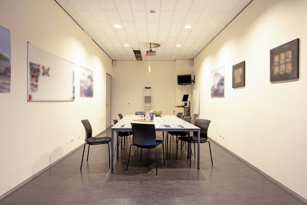 Burgemeester de Bruïnelaan 73, ZWIJNDRECHT