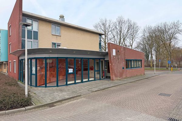 Charley Tooropstraat 24, HENDRIK-IDO-AMBACHT