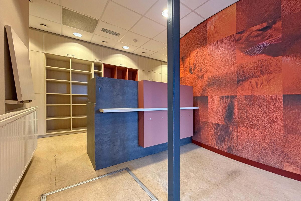 Charley Tooropstraat 24, HENDRIK-IDO-AMBACHT