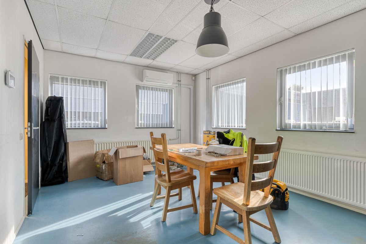 De Plaats 13, HENDRIK-IDO-AMBACHT