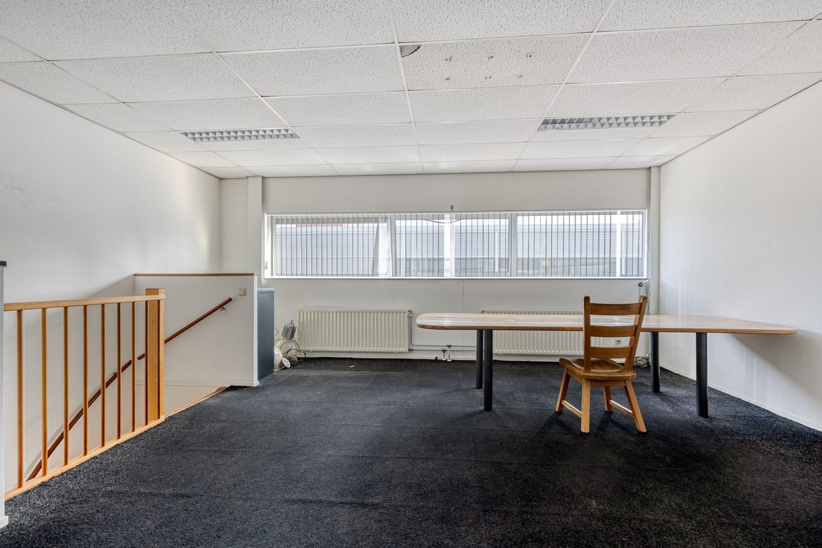 De Plaats 13, HENDRIK-IDO-AMBACHT