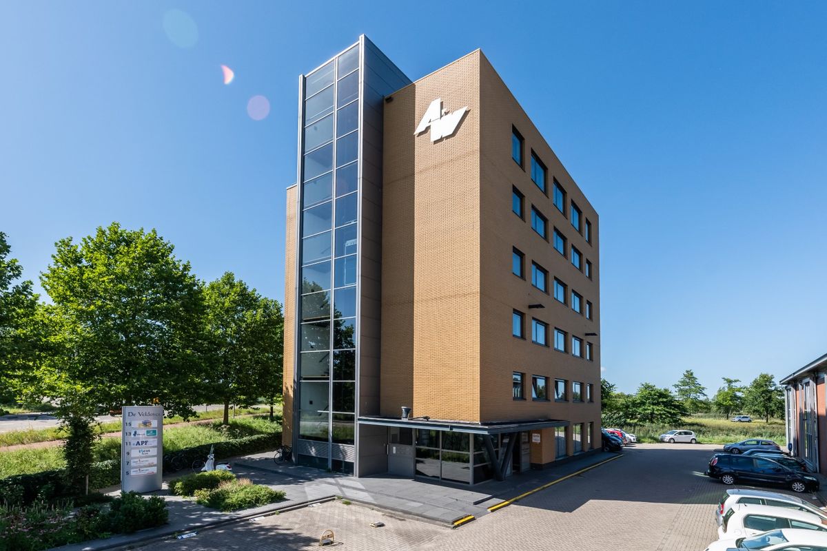 De Veldoven 13, HENDRIK-IDO-AMBACHT