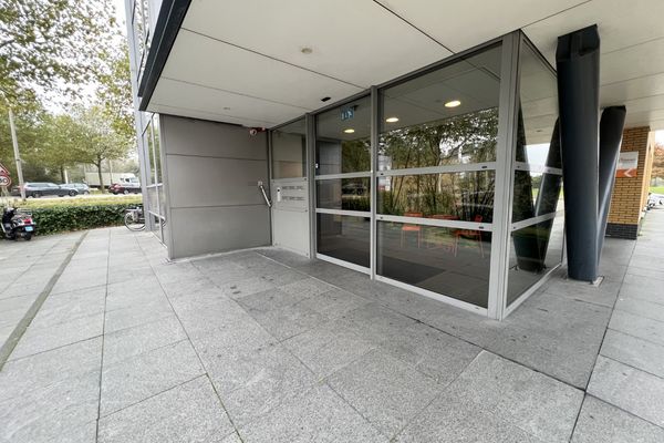 De Veldoven 13, HENDRIK-IDO-AMBACHT