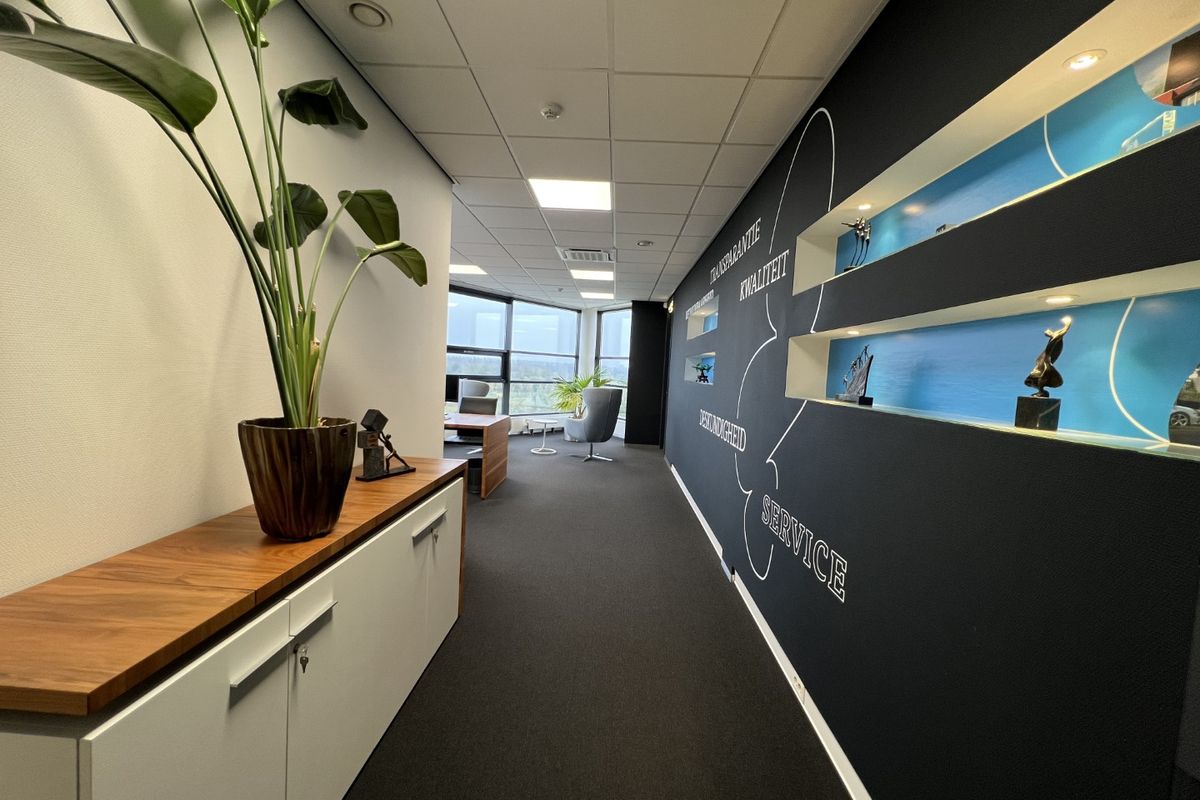 De Veldoven 13, HENDRIK-IDO-AMBACHT