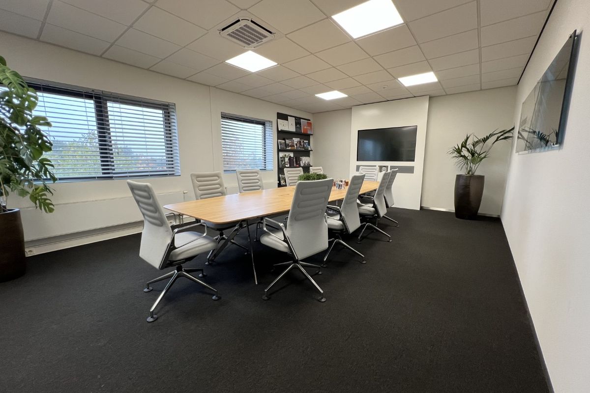 De Veldoven 13, HENDRIK-IDO-AMBACHT